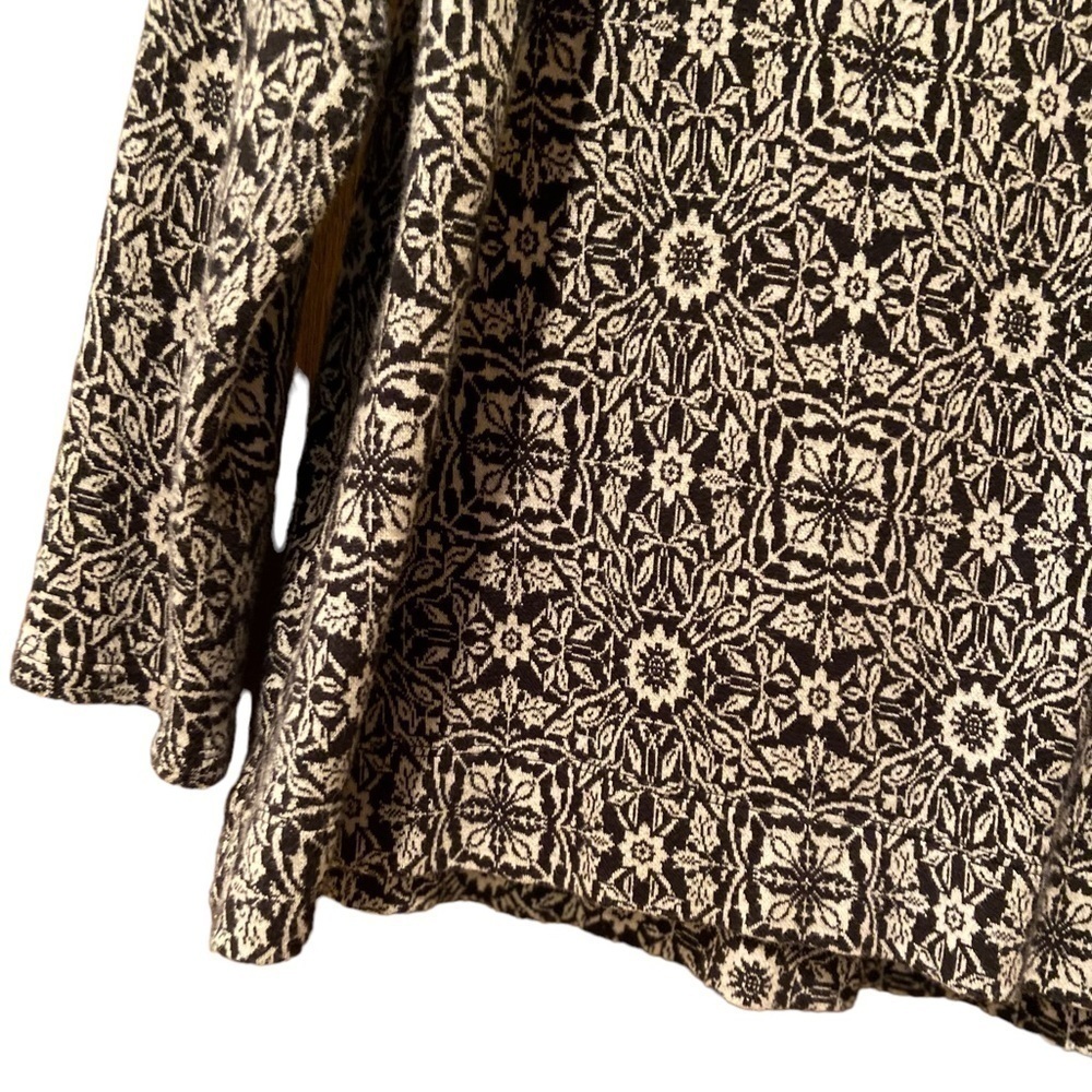 𝅺J Jill Top - Picture 3 of 7